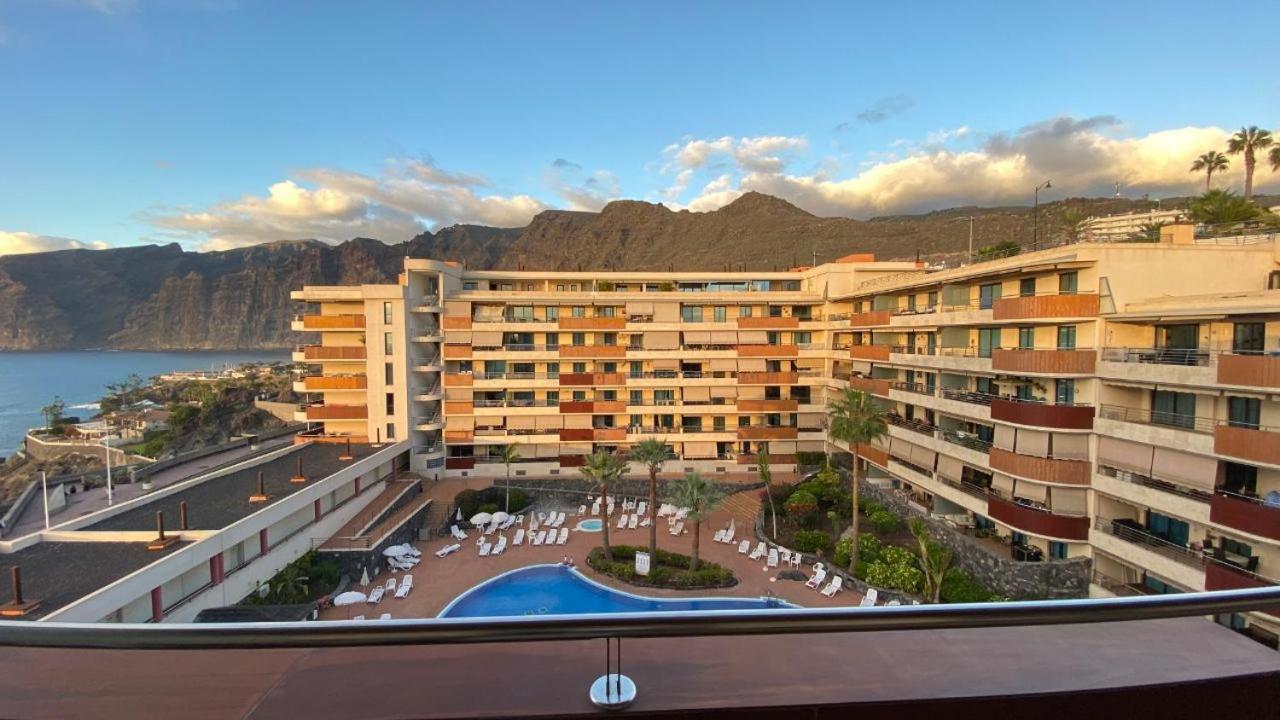 Balcon De Los Gigantes Puerto de Santiago  Exterior photo